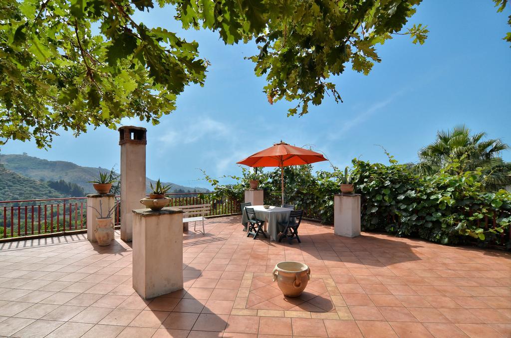 Agriturismo Etna-Mare Piedimonte Etneo Esterno foto